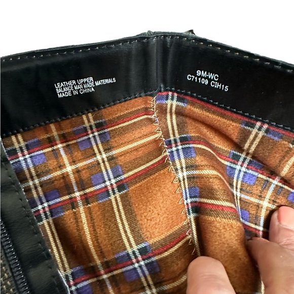 BORN Black Tall Flat Sole Buckle Side Zip Boots Size 9 - Picture 6 of 7